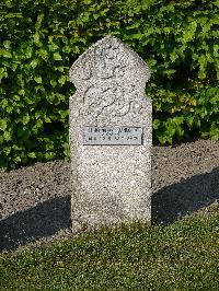 Noeux-Les-Mines Communal Cemetery - Hi Jerouffe Manloude, 